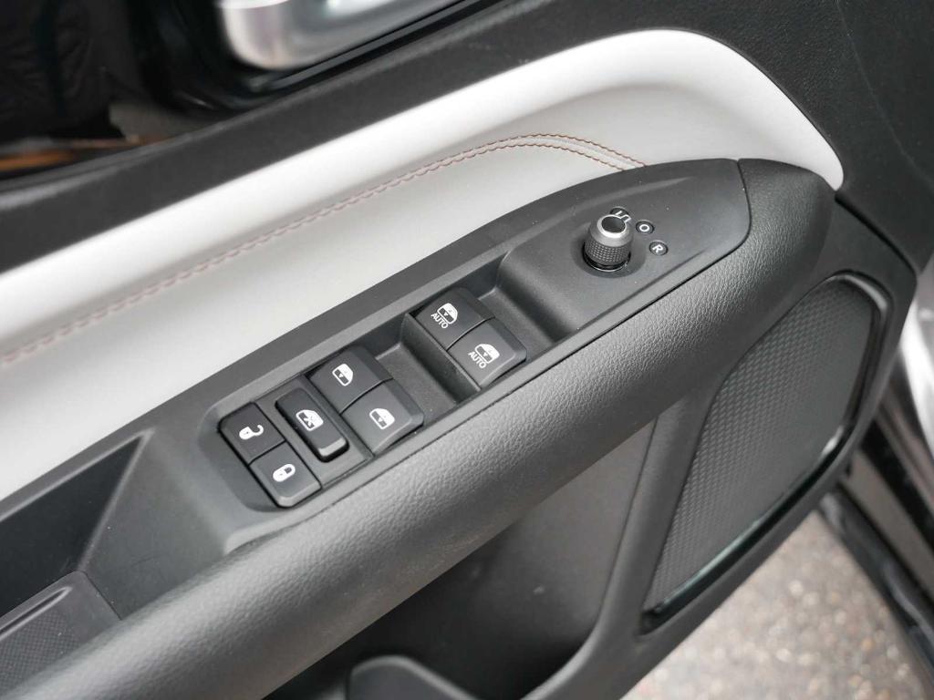 used 2023 Jeep Compass car, priced at $25,888