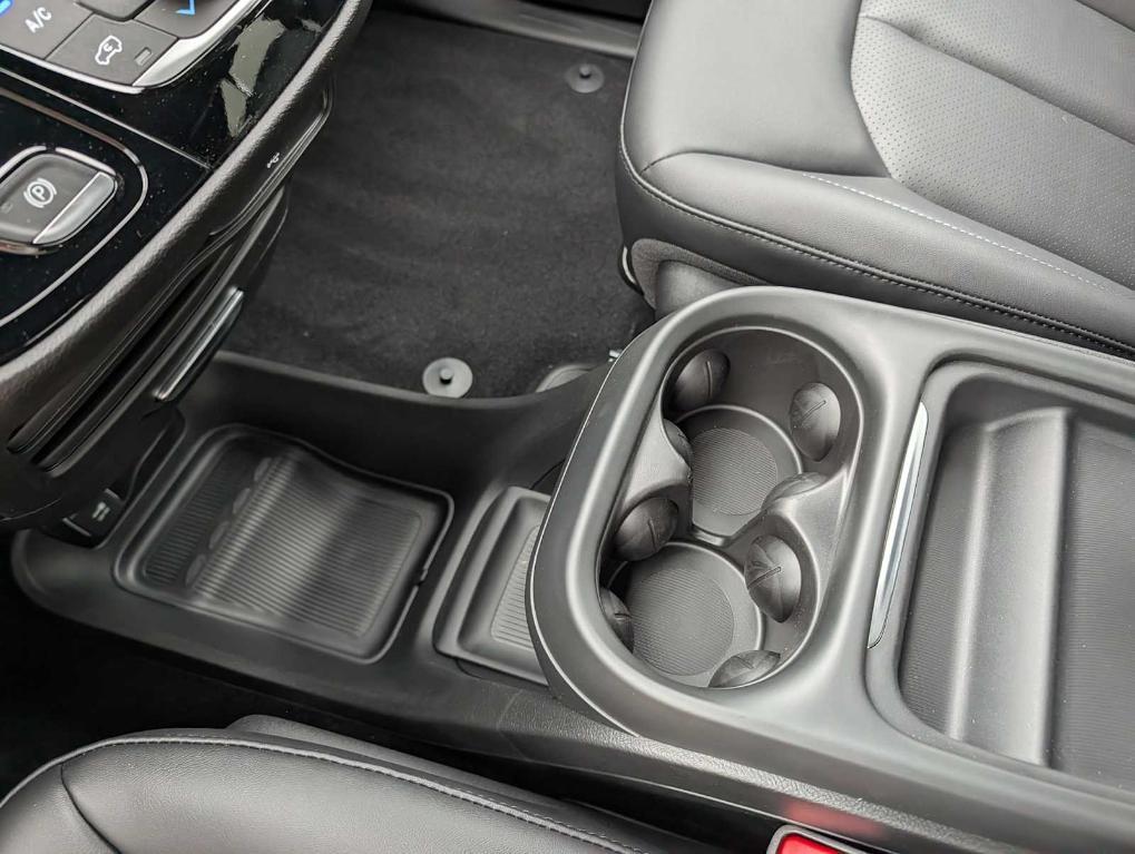 new 2027 Chrysler Pacifica car, priced at $46,836