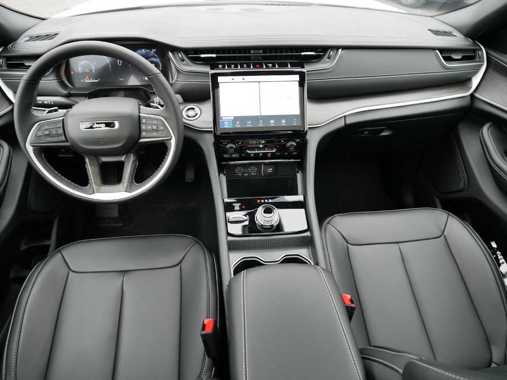 new 2025 Jeep Grand Cherokee L car, priced at $51,892