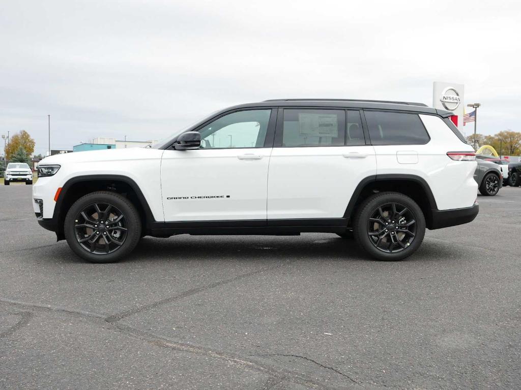 new 2025 Jeep Grand Cherokee L car, priced at $51,892