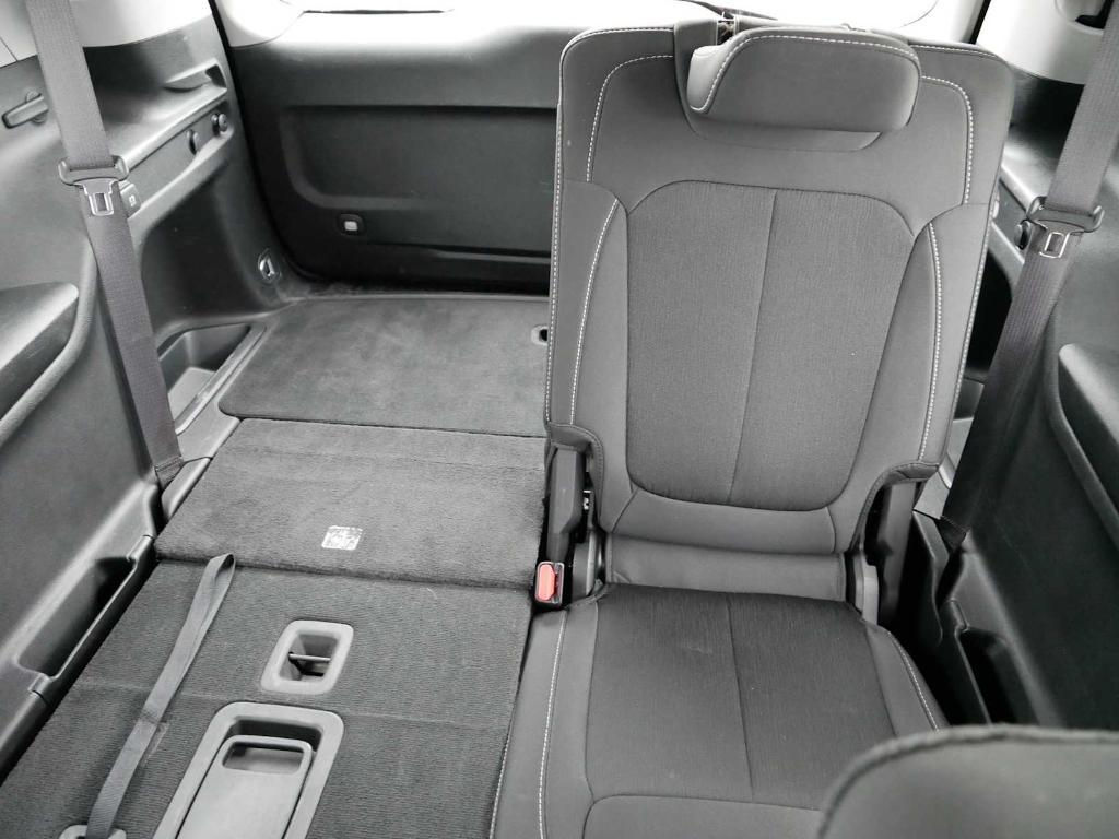 used 2023 Jeep Grand Cherokee L car, priced at $25,900