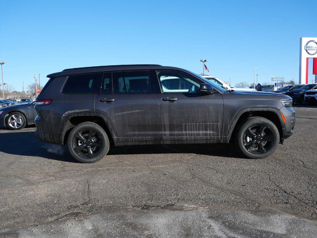 new 2025 Jeep Grand Cherokee L car, priced at $49,666