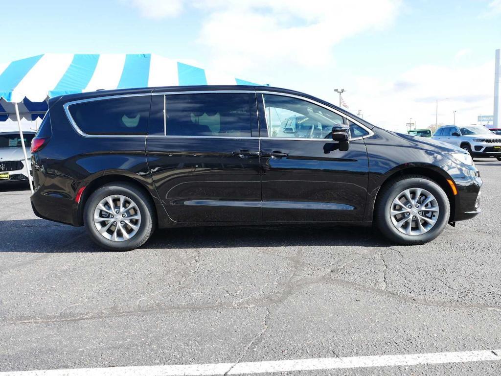 new 2026 Chrysler Pacifica car, priced at $43,500