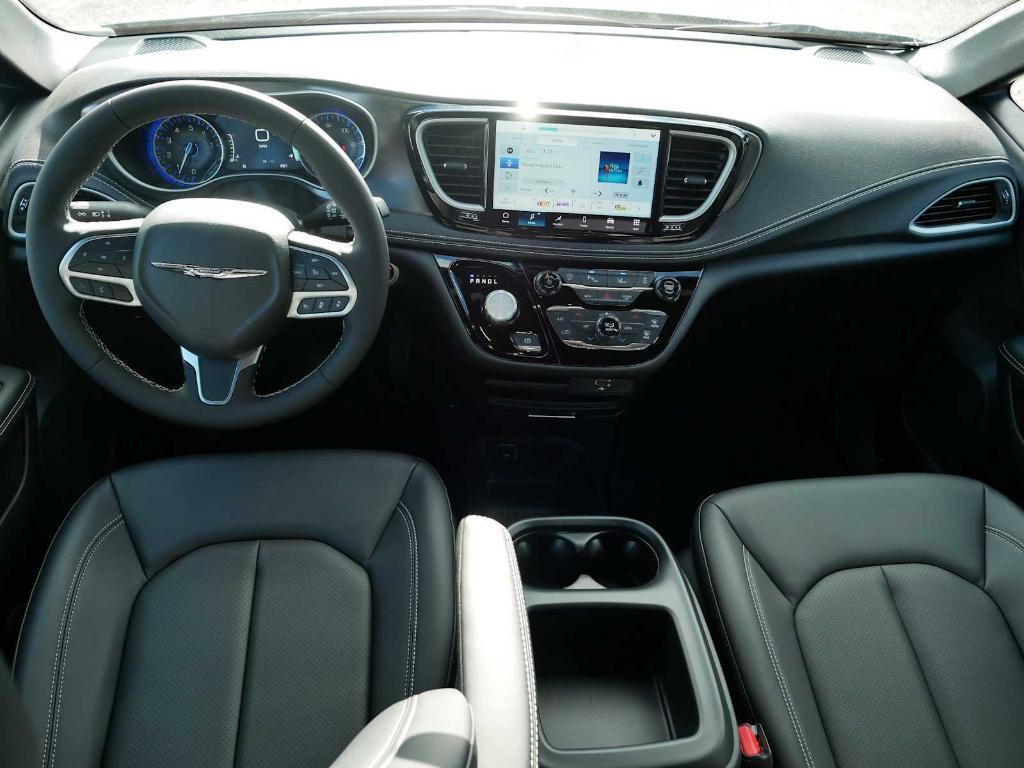 new 2026 Chrysler Pacifica car, priced at $43,500