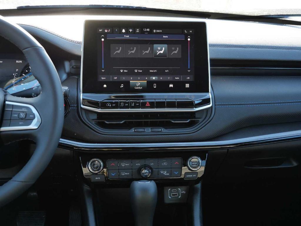 new 2026 Jeep Compass car, priced at $33,097