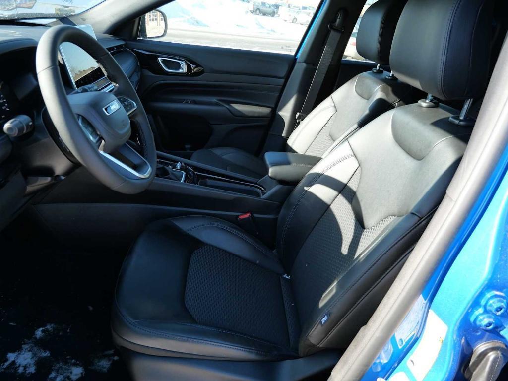 new 2026 Jeep Compass car, priced at $33,097