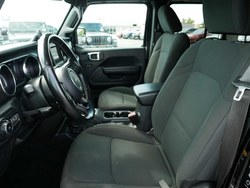 used 2021 Jeep Wrangler Unlimited car, priced at $25,400