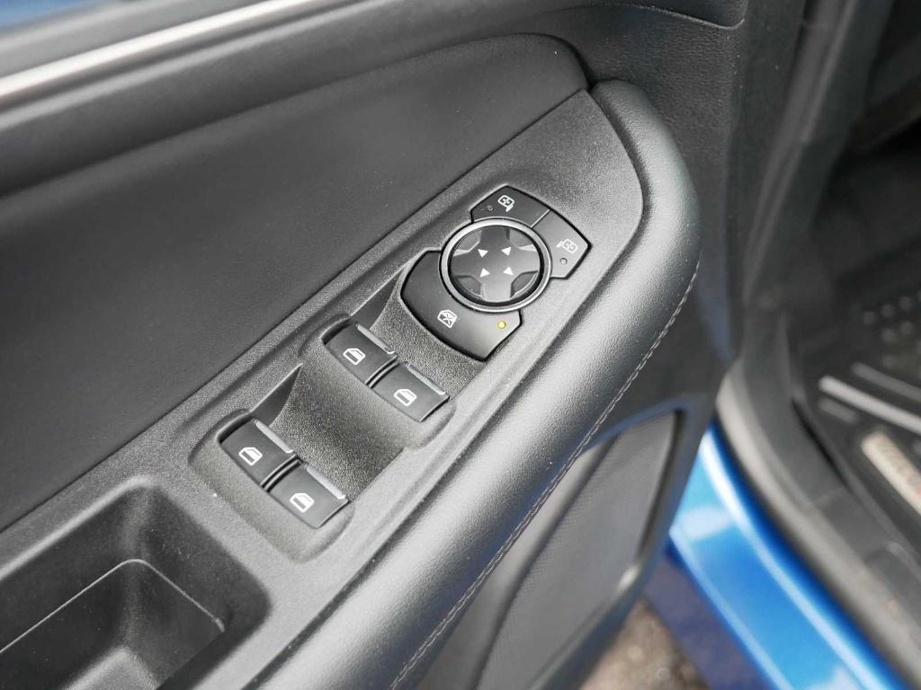 used 2024 Ford Edge car, priced at $24,222