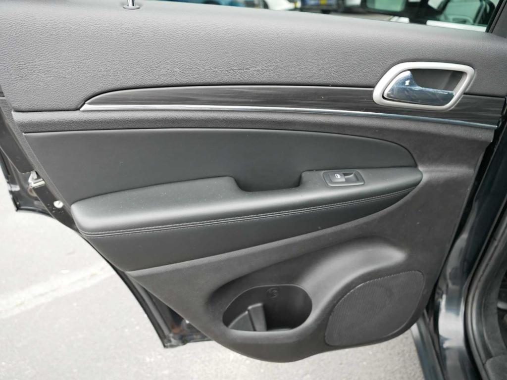 used 2021 Jeep Grand Cherokee car, priced at $21,777