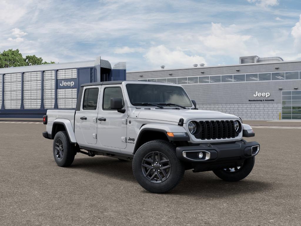 new 2026 Jeep Gladiator car, priced at $44,092