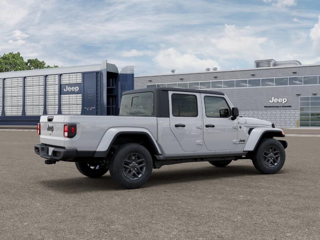 new 2026 Jeep Gladiator car, priced at $44,092
