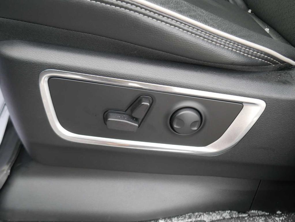 used 2025 Ram 1500 car, priced at $51,000