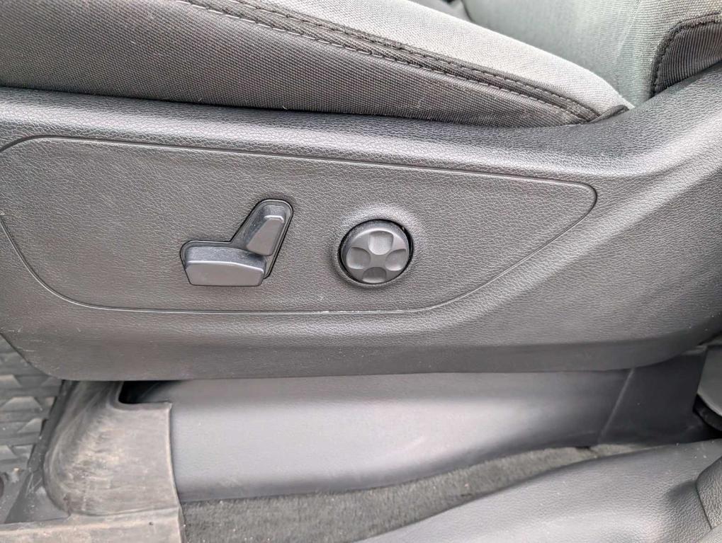 used 2020 Ram 1500 car, priced at $25,551