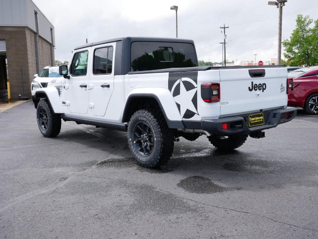 new 2024 Jeep Gladiator car, priced at $46,680