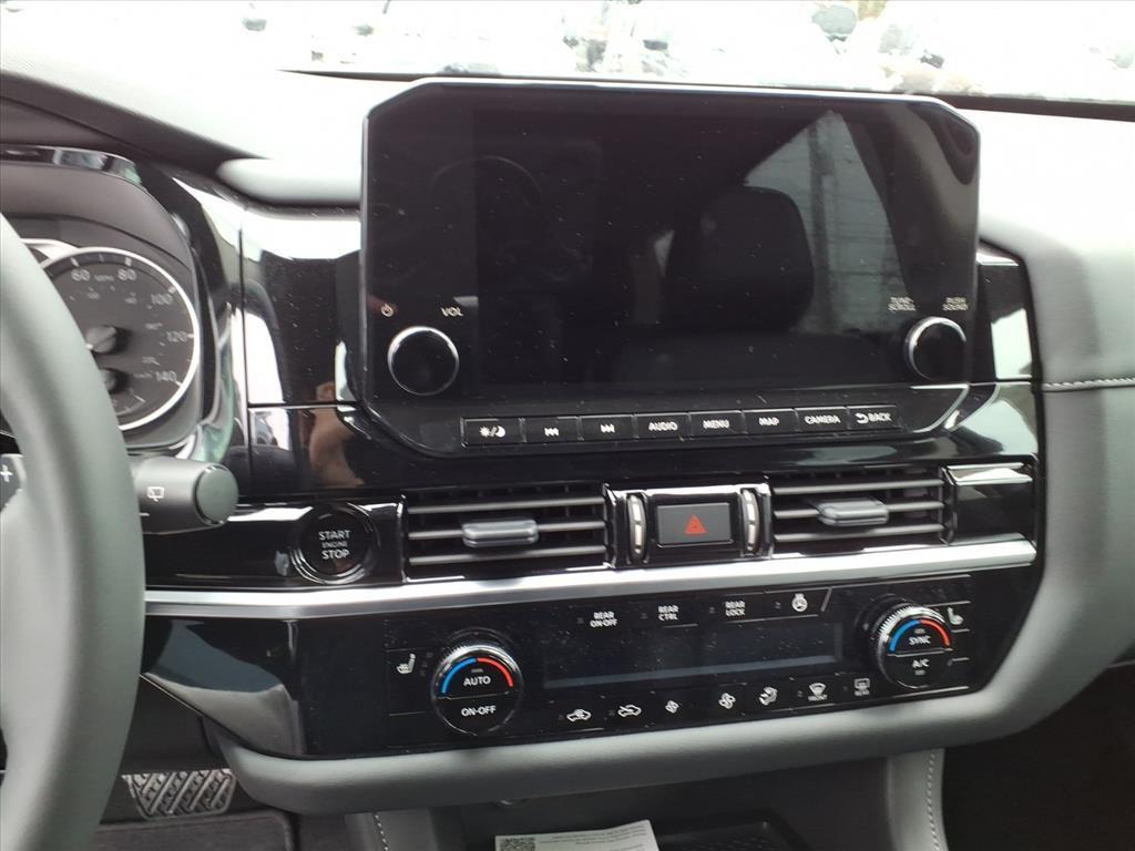 new 2025 Nissan Pathfinder car, priced at $48,693