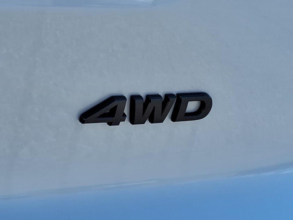 new 2026 Nissan Pathfinder car, priced at $42,288