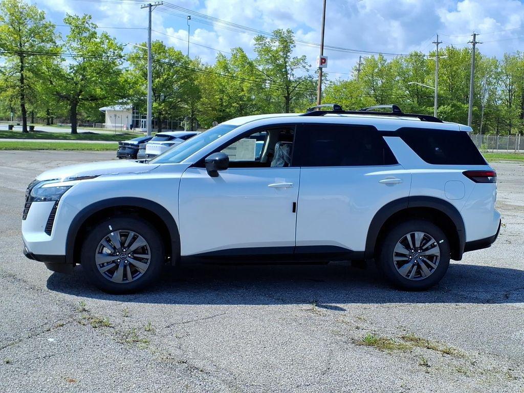 new 2026 Nissan Pathfinder car, priced at $42,288