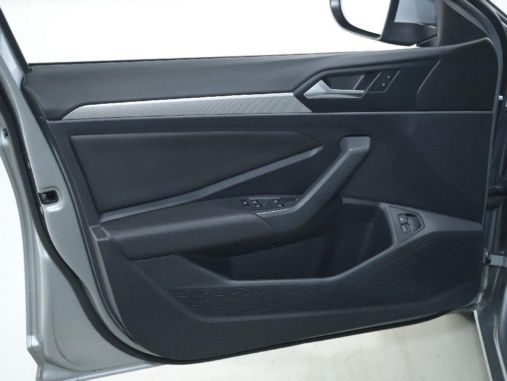 used 2021 Volkswagen Jetta car, priced at $15,498