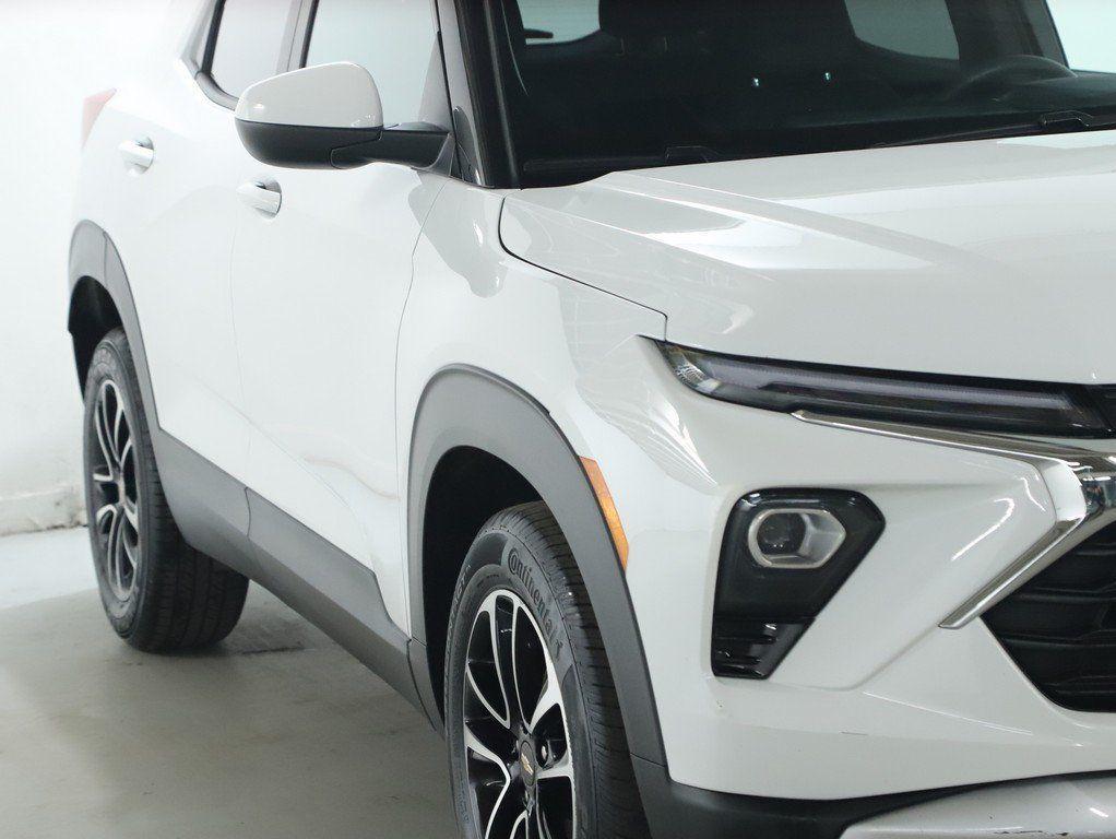 used 2025 Chevrolet TrailBlazer car, priced at $20,989