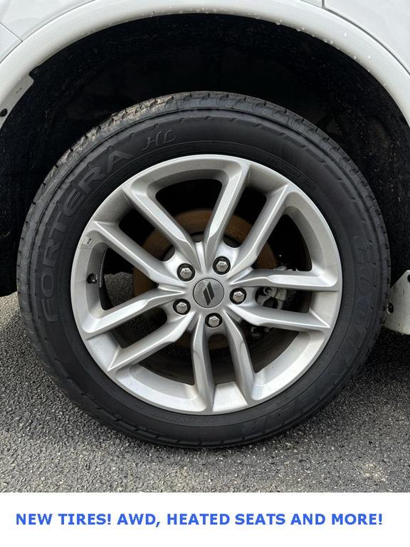 2023 White Knuckle Clearcoat Dodge Durango