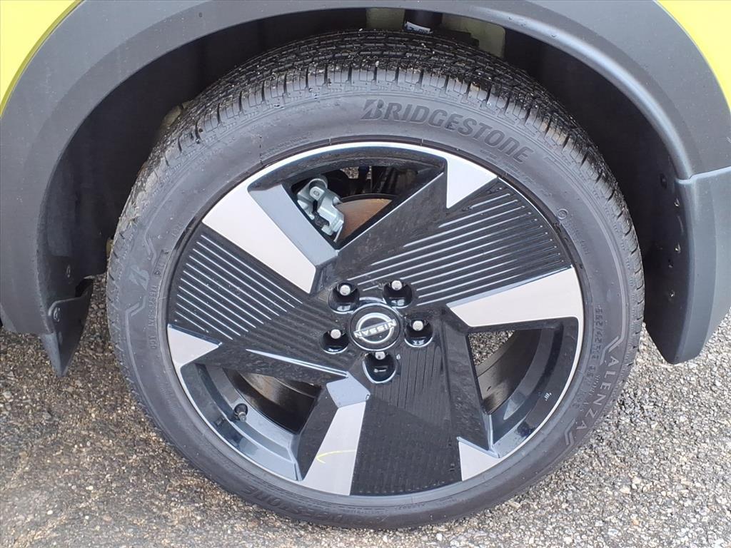 new 2026 Nissan Kicks car, priced at $32,110