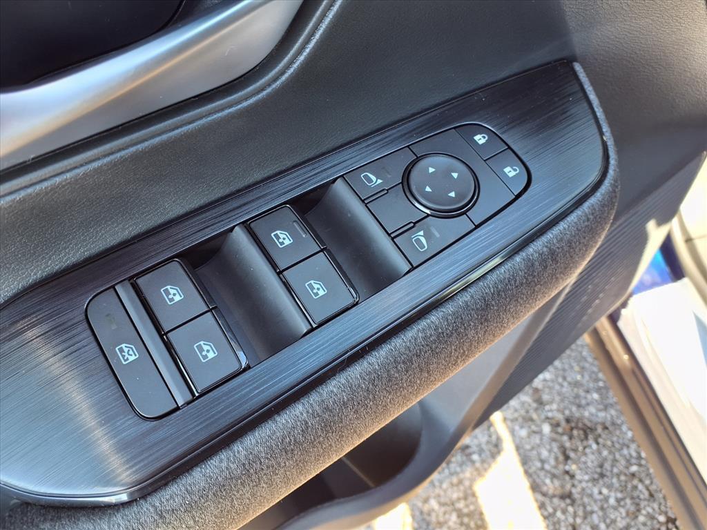 new 2026 Nissan Kicks car, priced at $27,890