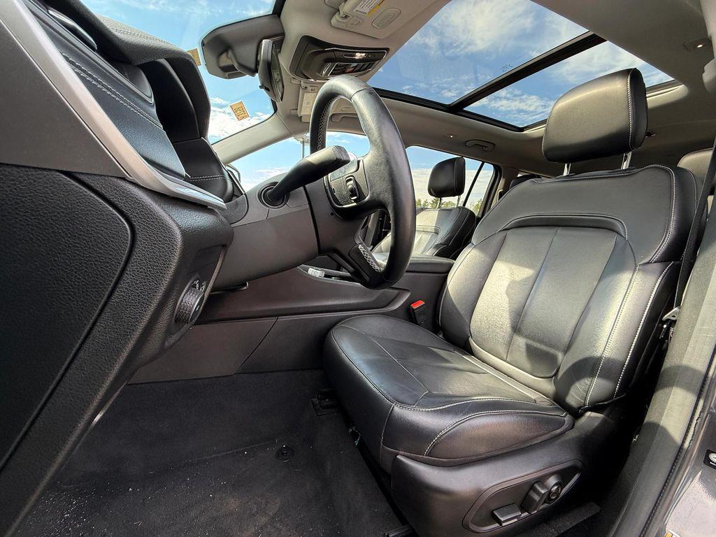 used 2022 Jeep Grand Cherokee L car, priced at $35,893