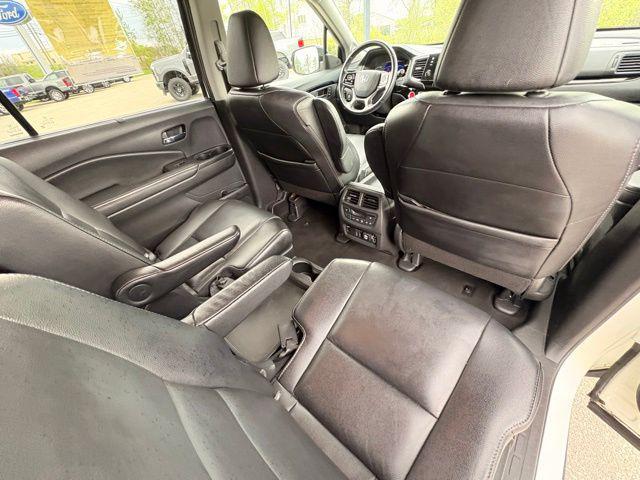used 2019 Honda Pilot car, priced at $26,595