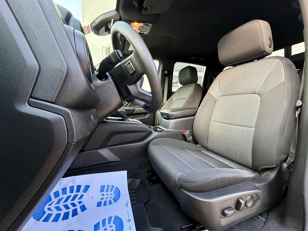 used 2024 Chevrolet Colorado car