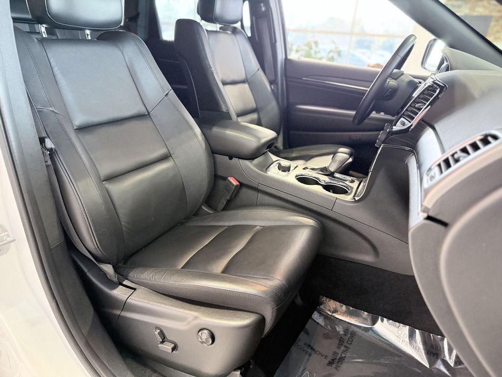 used 2022 Jeep Grand Cherokee car, priced at $28,990