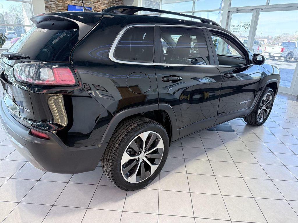 used 2022 Jeep Cherokee car, priced at $27,990