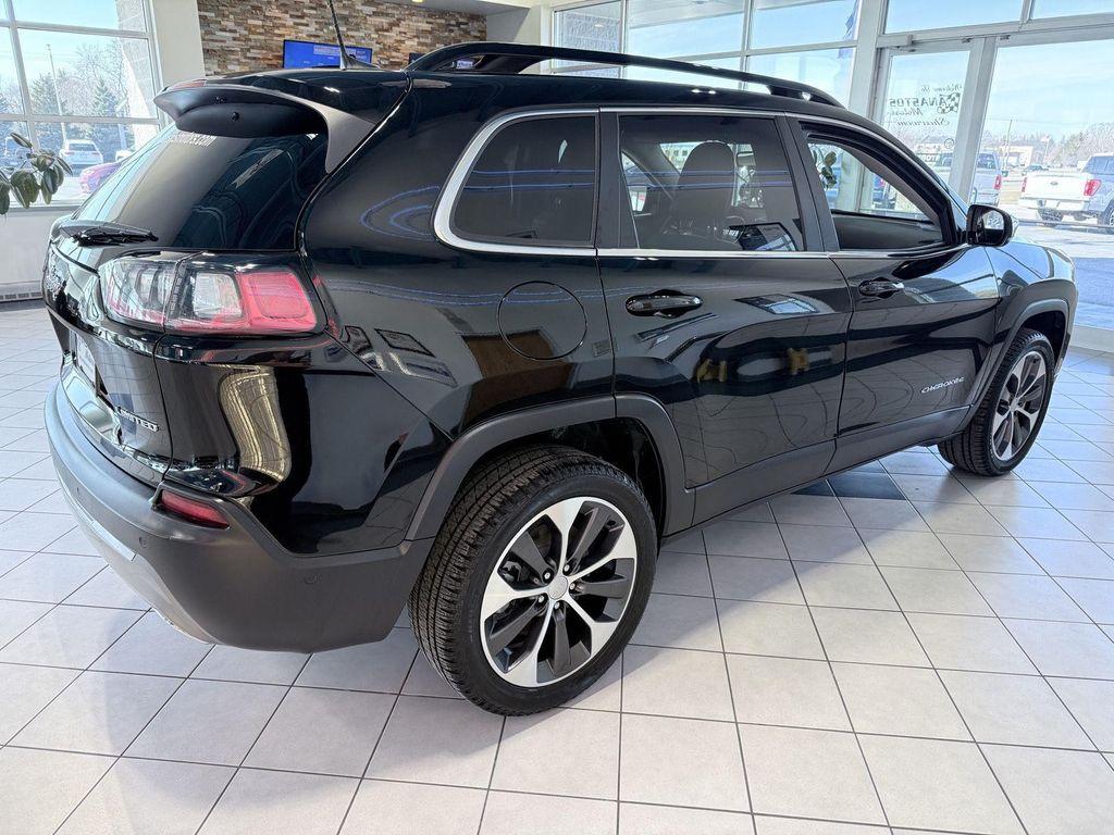 used 2022 Jeep Cherokee car, priced at $27,990