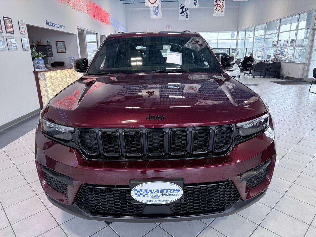 used 2023 Jeep Grand Cherokee car, priced at $33,990