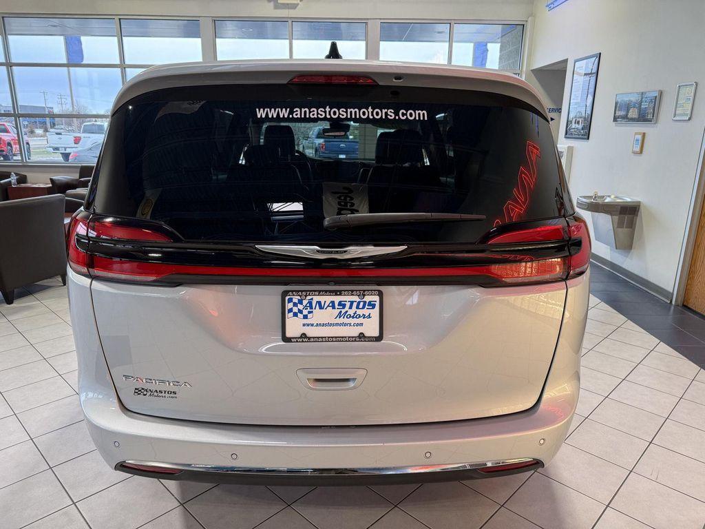 used 2024 Chrysler Pacifica car, priced at $29,990