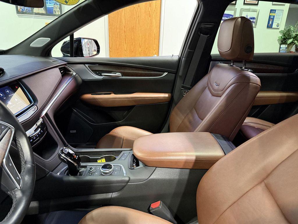 used 2024 Cadillac XT5 car, priced at $39,951