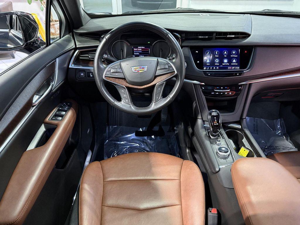 used 2024 Cadillac XT5 car, priced at $39,951
