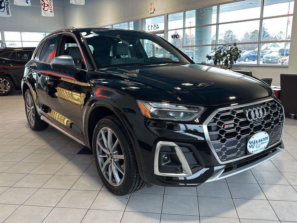used 2022 Audi SQ5 car, priced at $39,881