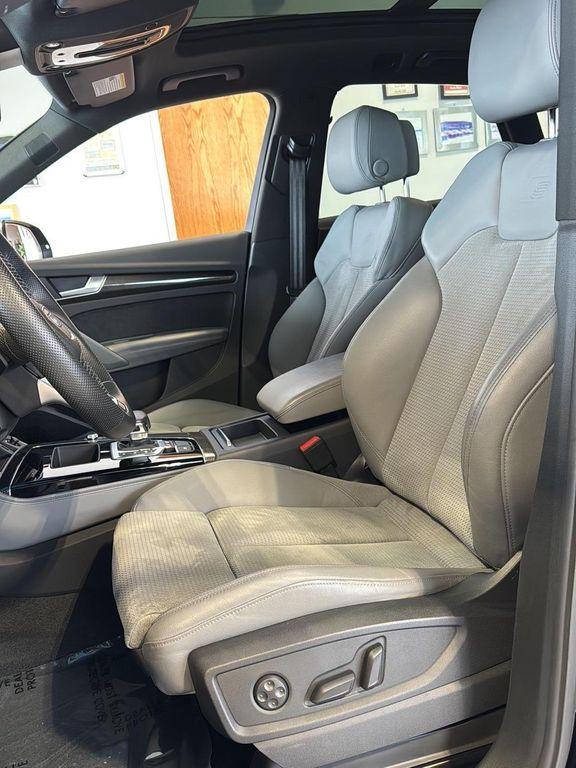 used 2022 Audi SQ5 car, priced at $39,881
