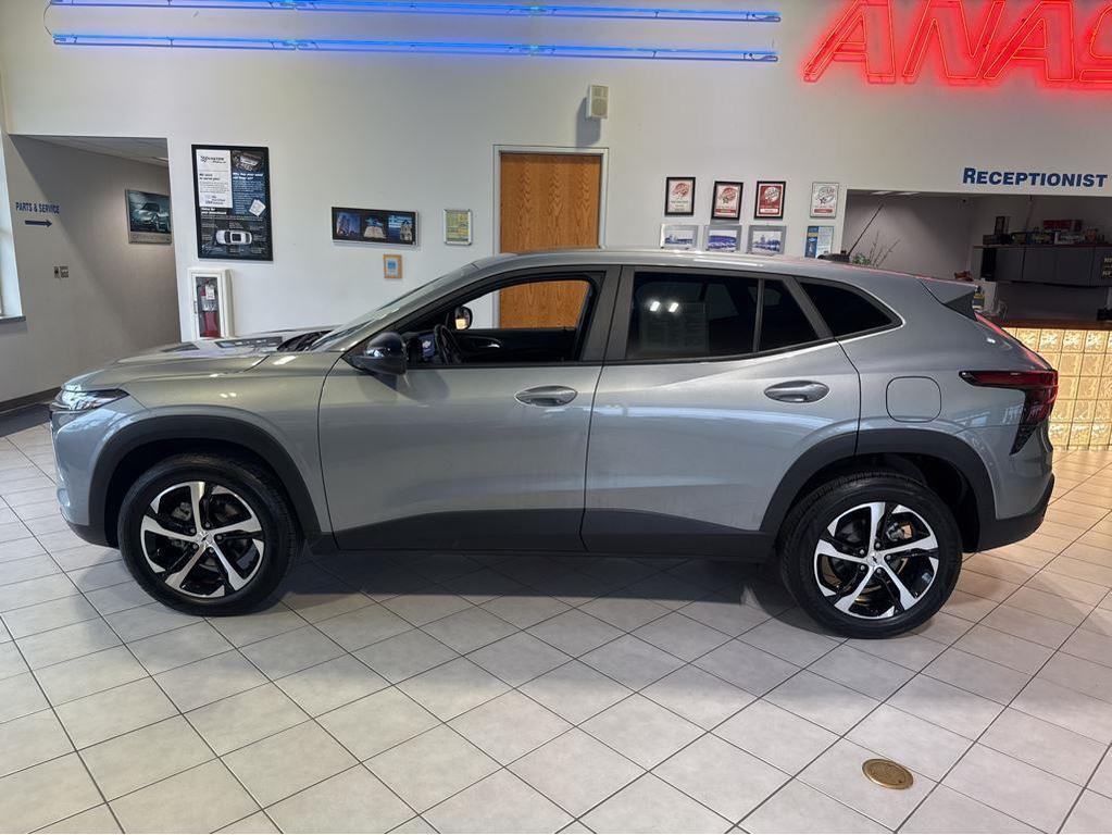 used 2024 Chevrolet Trax car, priced at $22,881