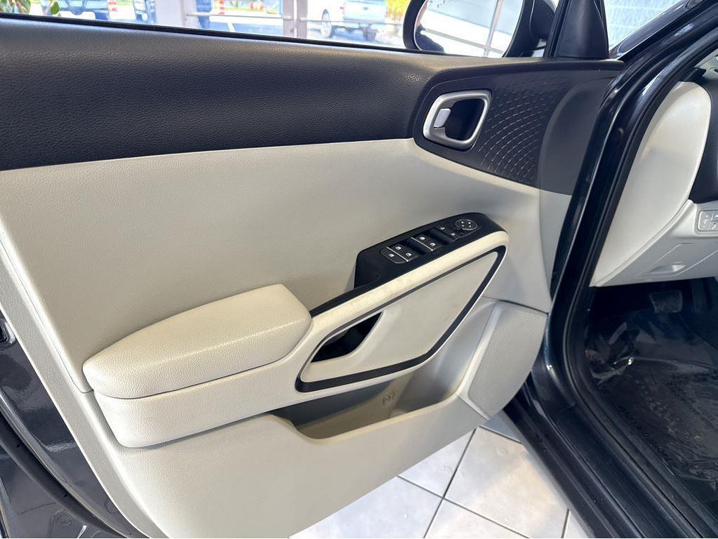 used 2021 Kia Soul car, priced at $18,890