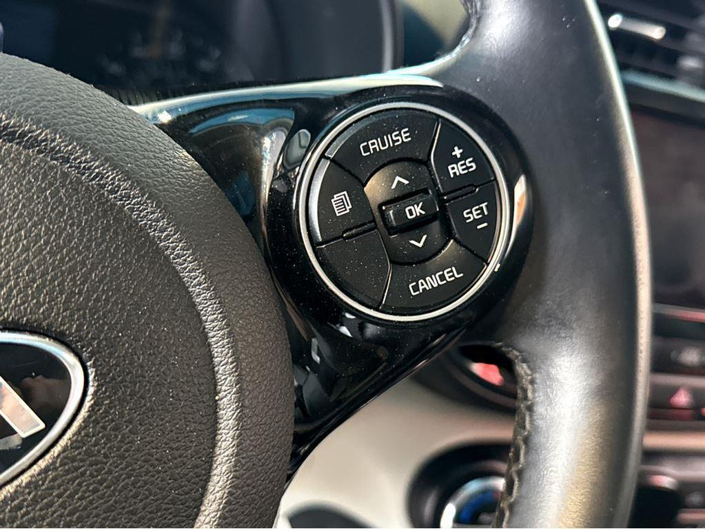 used 2021 Kia Soul car, priced at $18,890