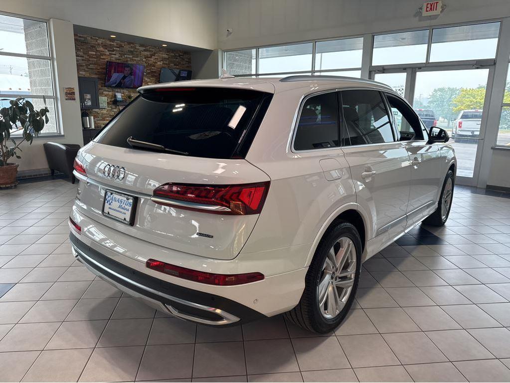 used 2021 Audi Q7 car, priced at $29,990