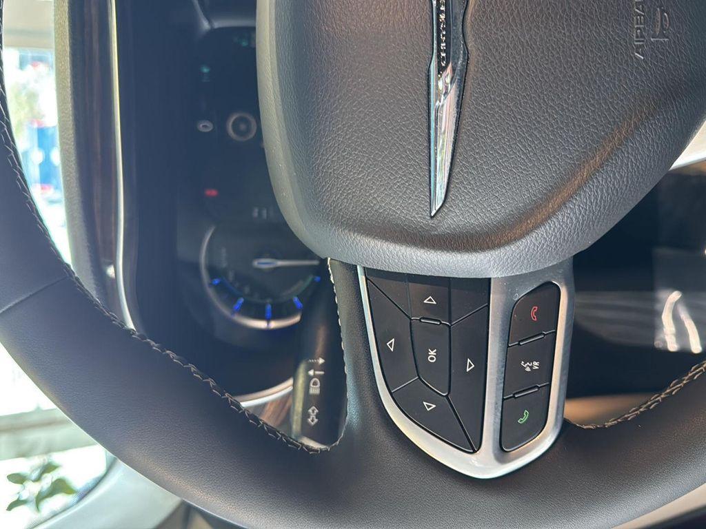 used 2023 Chrysler Pacifica Hybrid car, priced at $32,990