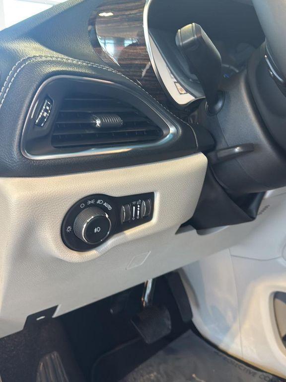 used 2023 Chrysler Pacifica Hybrid car, priced at $32,990