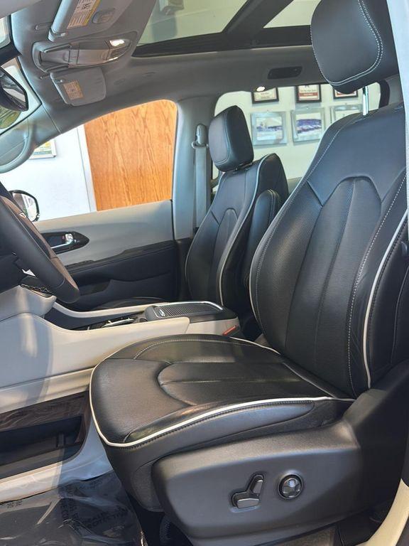 used 2023 Chrysler Pacifica Hybrid car, priced at $32,990