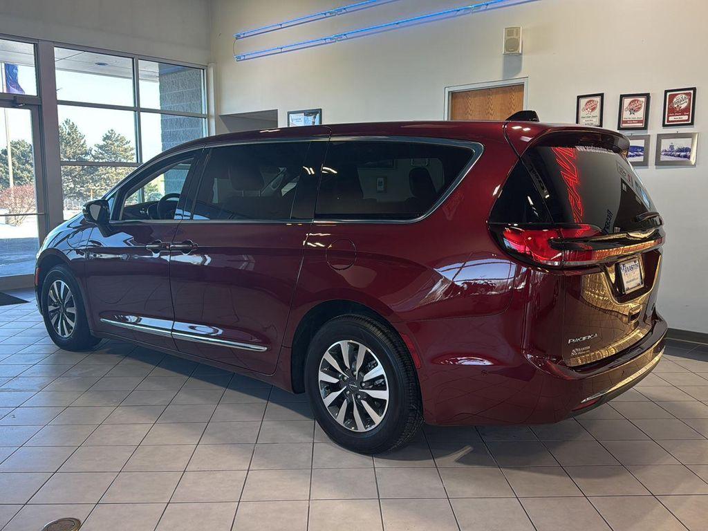 used 2023 Chrysler Pacifica Hybrid car, priced at $32,990