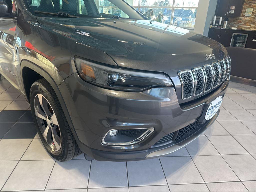 used 2019 Jeep Cherokee car, priced at $21,690