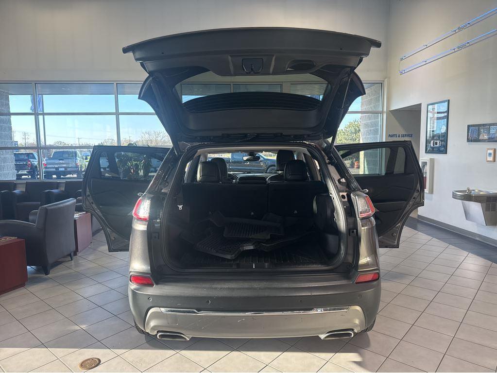 used 2019 Jeep Cherokee car, priced at $21,690