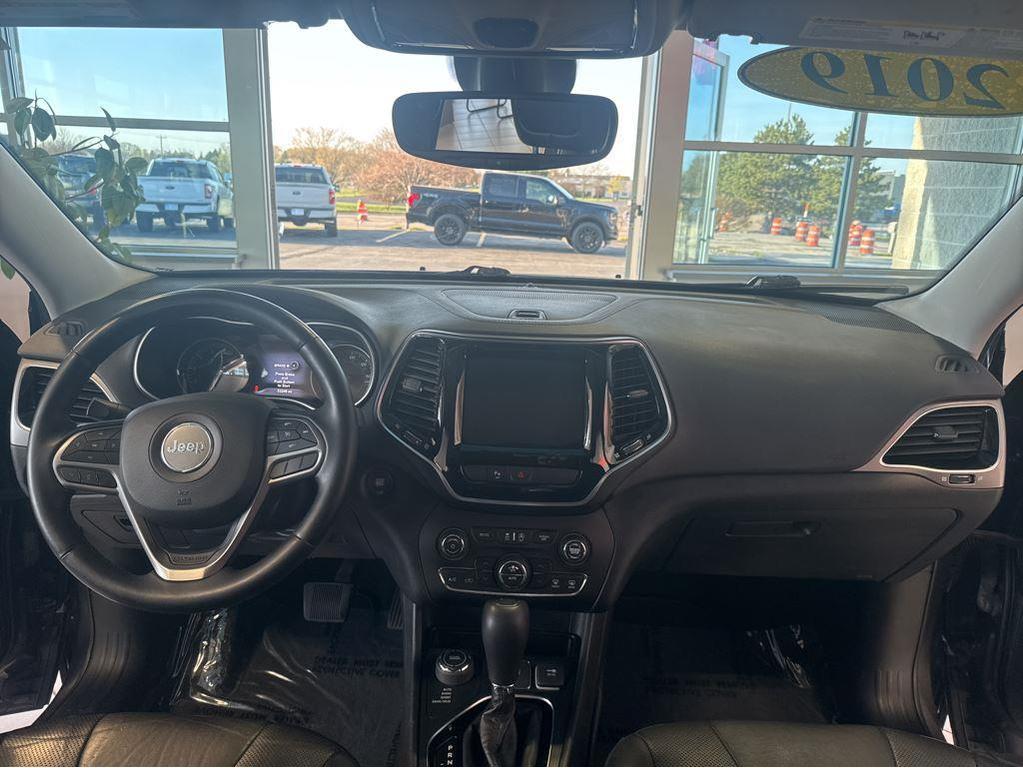 used 2019 Jeep Cherokee car, priced at $21,690