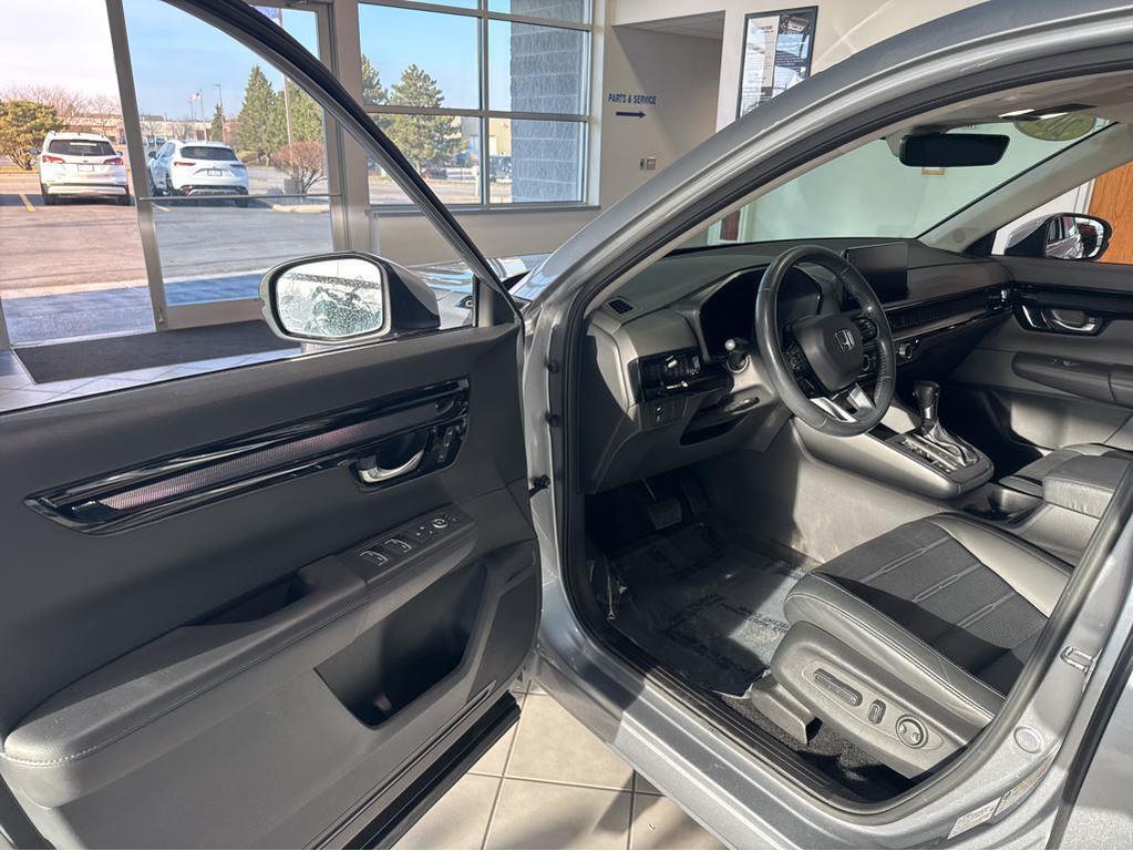 used 2023 Honda CR-V car, priced at $32,482